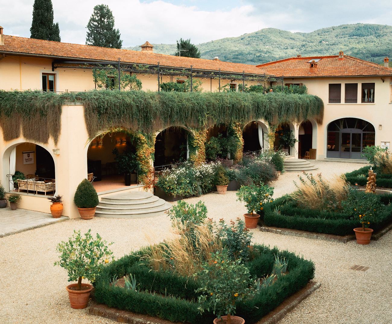 EH25-AboutEHItaly_CasaRuffino-08